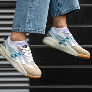 DF DE FLORANCE Cloudea™ women’s Sneakers Size 9.5 blue purple tan white